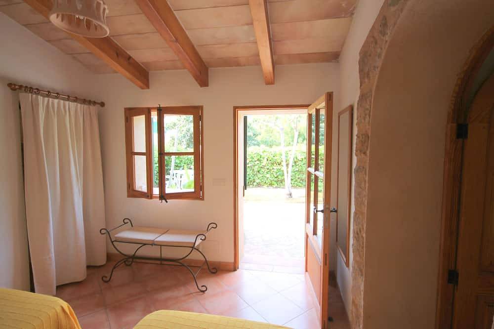 Encantadora Casita en Sóller con piscina y jardín. in L'Horta, Sóller