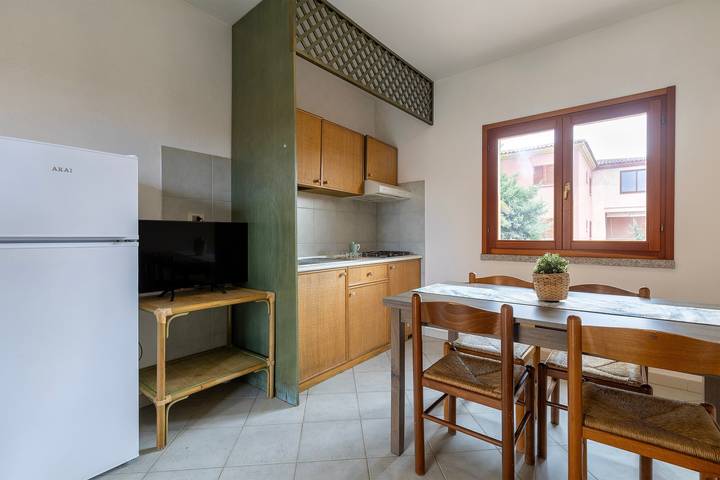 Apartamento entero, Apartamento '13T' con terraza privada in Isola Rossa, Trinità d'Agultu e Vignola