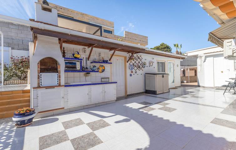 Ferienhaus für 5 Personen, mit Garten und Terrasse sowie Pool, mit Haustier in Torrevieja - 3
