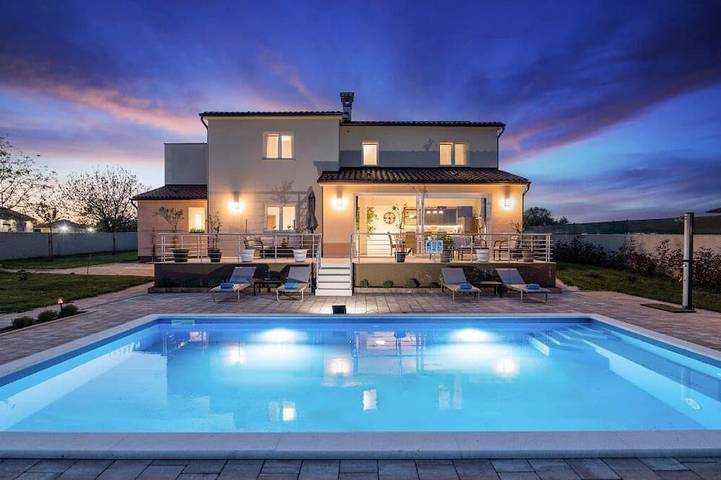 Ferienhaus für 8 Personen, mit Terrasse und Garten in Barban