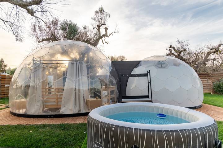 Room 'Atena' with Private Garden and Air Conditioning in San Vito dei Normanni, Salento