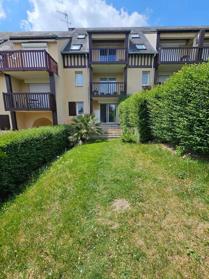 Appartement entier, One-Bedroom Apartment in Touques, Région de Lisieux