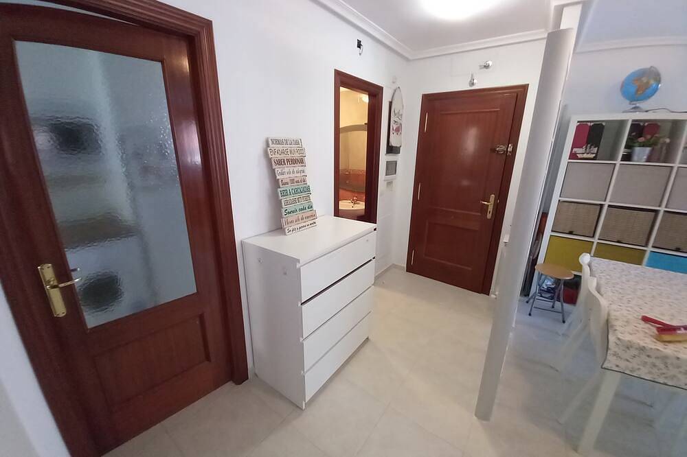 Entire apartment, Maravilloso Bajo con Gran Jardín in Noja, Cantabrian Coast