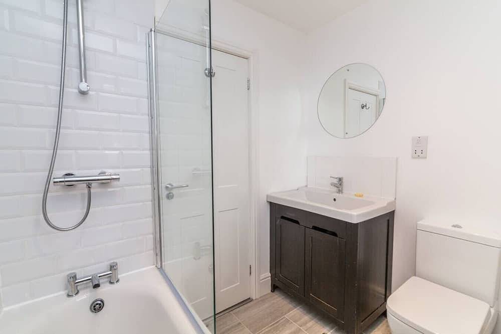 Apartamento entero, Large 2 bed Flat in Alexandra park with parking in Nottingham, Midlands del Este