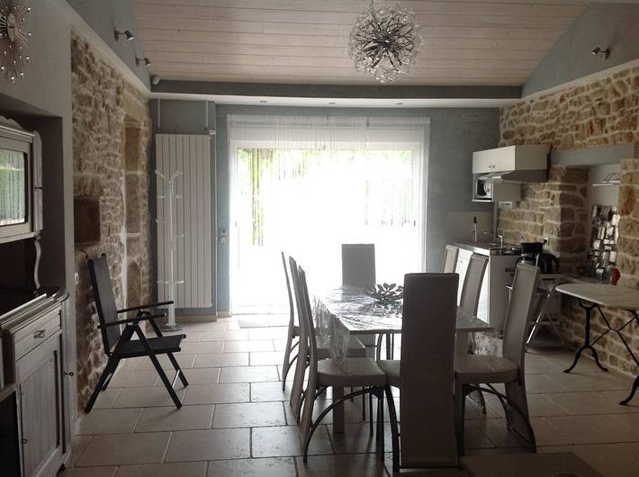 Gîte pour 6 personnes, avec jardin et terrasse, animaux acceptés dans Arlay - 3