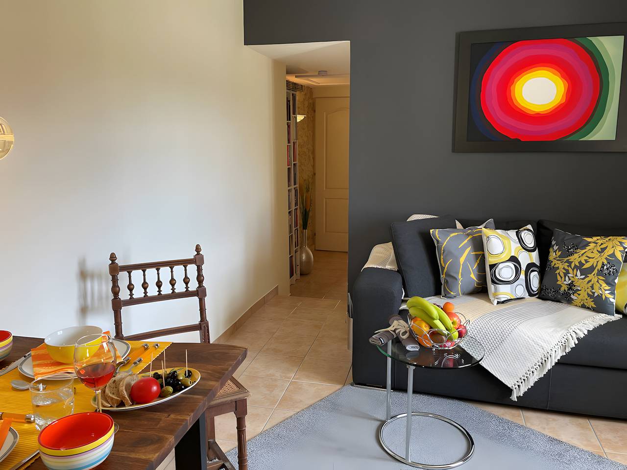 Appartement entier, Gîte jaune - Paradis de Provence in Le Pin, Région de Nîmes