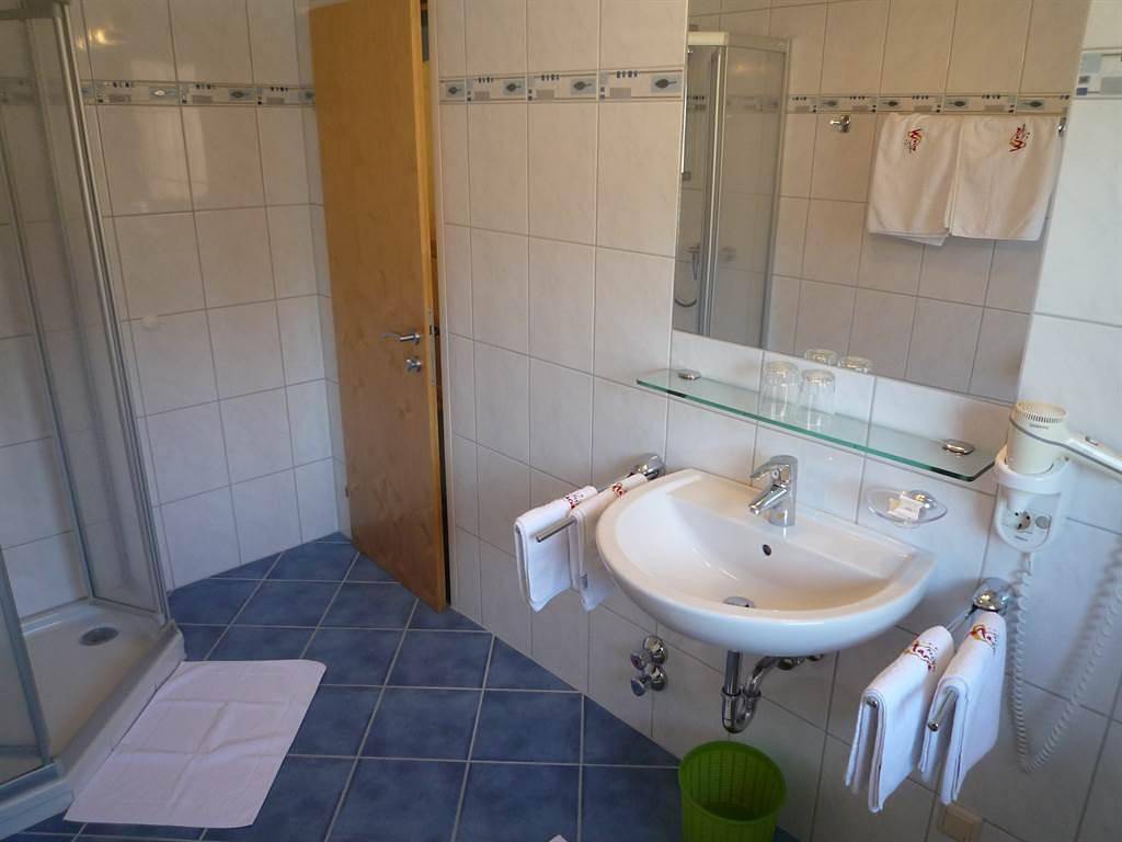 Ganze Ferienwohnung, Doppelzimmer mit Dusche/Wc, Maria I in Bad Hofgastein, Ski Amadé