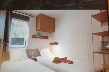 Static Caravan for 6 People in Le Bois-Plage-en-Ré, Côte des Fleurs, Photo 2