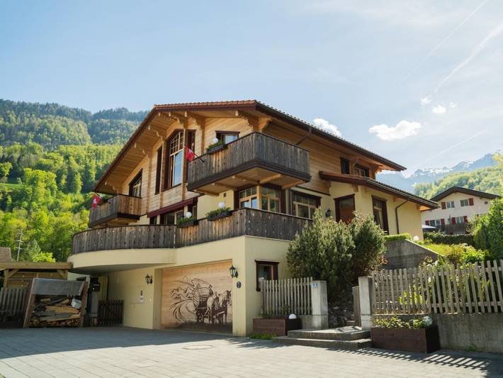 Ganze Wohnung, Chalet "Doodle's Chalet" mit Sauna in Walensee (Heidiland), Quarten