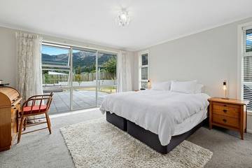 Holiday Home for 8 People in Otago, New Zealand, Photo 4