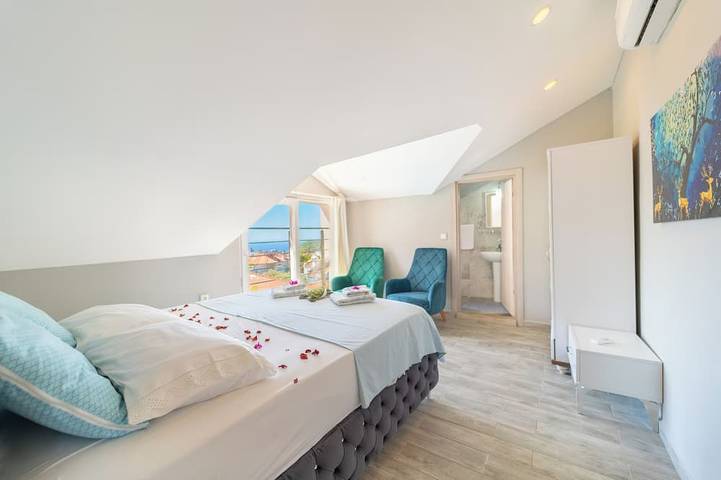Ganze Wohnung, Atemberaubende Suite in Ölüdeniz mit Meerblick und Pool in Fethiye, Türkische Ägäis