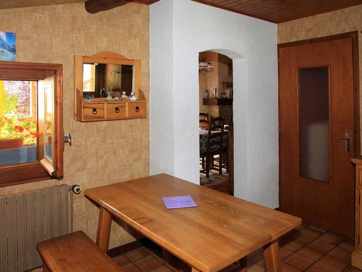 Ganzes Studio, Charmante Villa in Samoëns mit Wifi und 2 Schlafzimmern in Samoëns, Region Bonneville