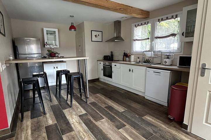 Gîte pour 8 personnes, avec jardin dans Caffiers - 4