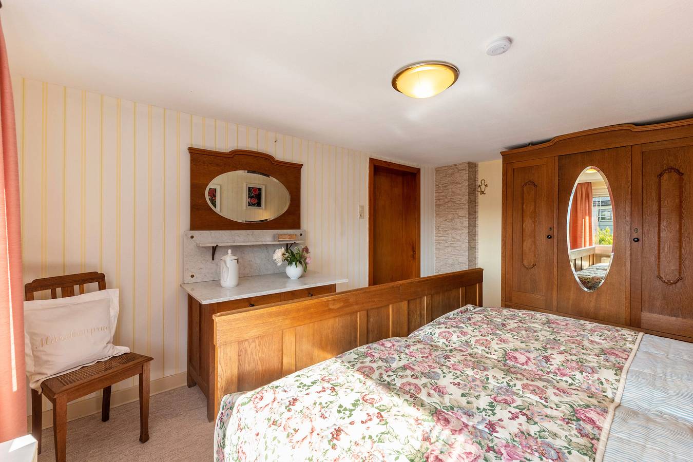 Ganze Wohnung, Ferienwohnung 'Prinzessinengarten' mit privater Terrasse, privatem Garten und Wi-Fi in Jesberg, Schwalm-Eder-Kreis