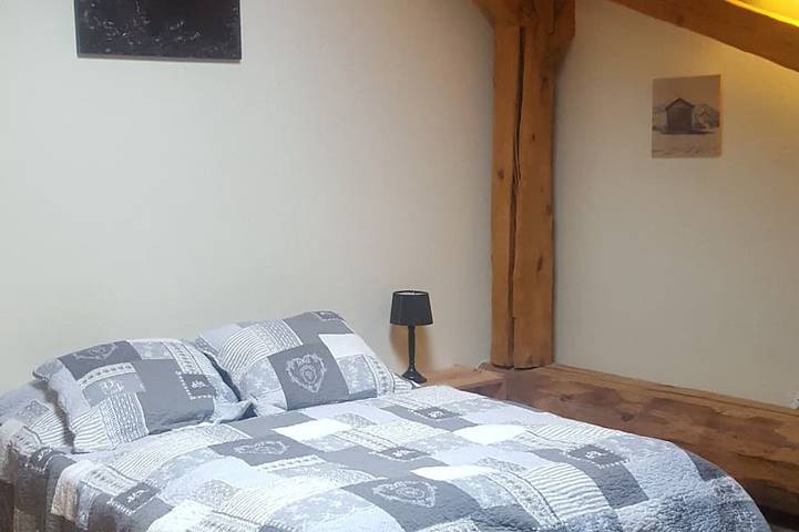 Ganze Wohnung, Wohnung befindet sich in einem authentischen Dorf am Fuße des großen Skigebiet in Bourg-Saint-Maurice, Vanoise-Massiv