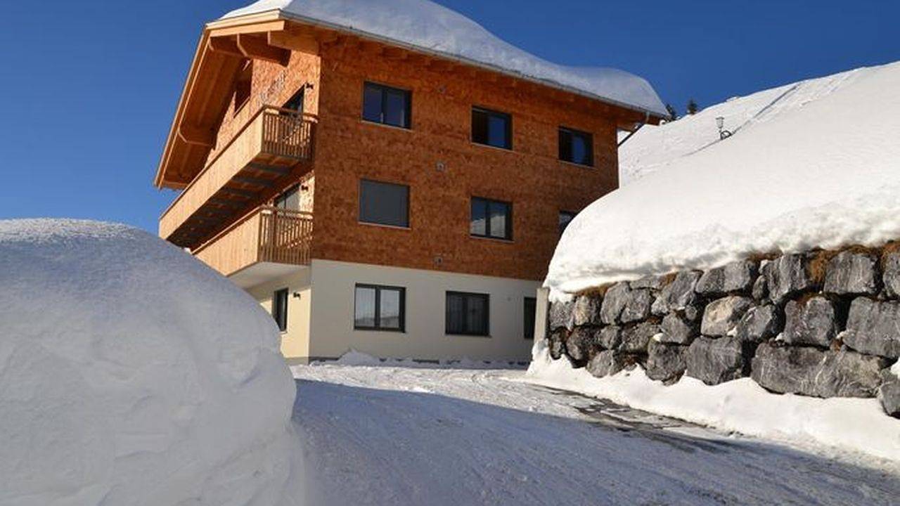 Geheel vakantieappartement, Vakantieappartement voor 4 personen met balkon in Damüls, Bregenzerwoud