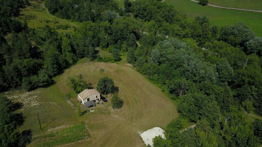 Gîte für 4 Personen, mit Garten und Terrasse sowie Ausblick, mit Haustier in Alpes-de-Haute-Provence - 2