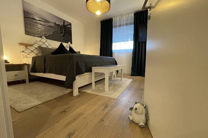 Ferienwohnung für 5 Personen, mit Balkon in Metzingen - 2