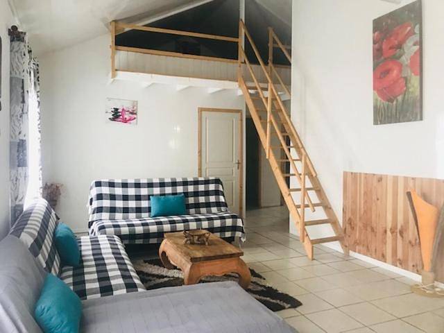 Location de vacances pour 10 personnes, avec vue et jardin dans Sainte-Rose (La Réunion) - 2