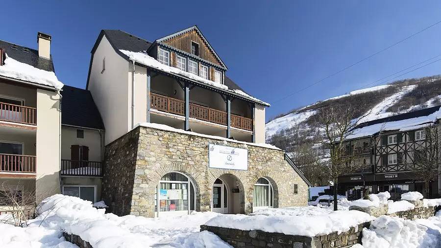 Appartement entier, Appartement 4 pièces avec coin nuit 9 personnes in Loudenvielle, Pyrénées