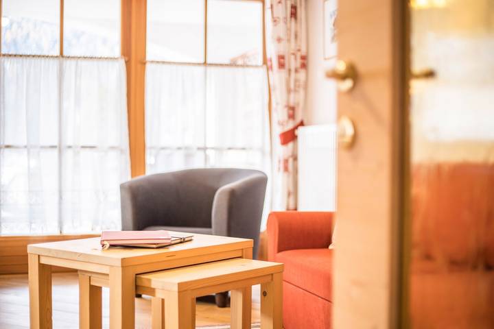 Ganze Wohnung, Ferienwohnung "Ciasa Tlara Alma" in der Nähe des Skilifts mit Bergblick und Garten in San Vigilio di Marebbe, Enneberg