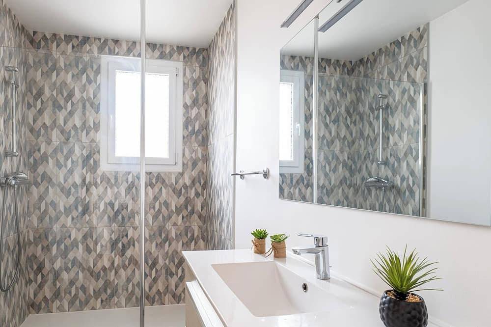 Entire apartment, Annecy Liberty - Annecy - Parking - 1 Bedroom in Cran-Gevrier, Annecy (commune)