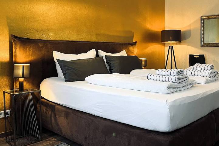 Ferienwohnung für 4 Personen, mit Garten und Whirlpool in Weimar