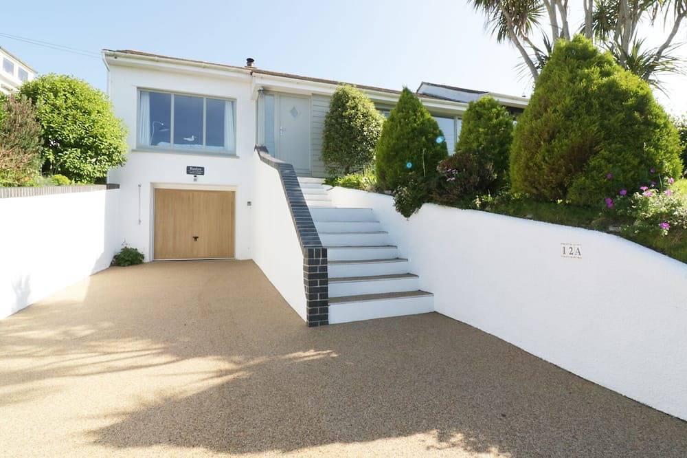 Keelyn, pet friendly, country holiday cottage in Crantock in Crantock, Cornwall