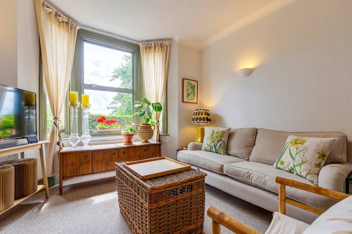 Casa vacanza per 4 persone, con Terrazza e Giardino nonché Piscina per bambini a Cambridge