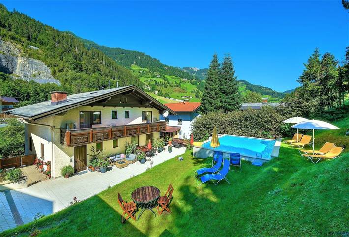 Ferienwohnung für 3 Personen, mit Pool und Garten, kinderfreundlich - 1
