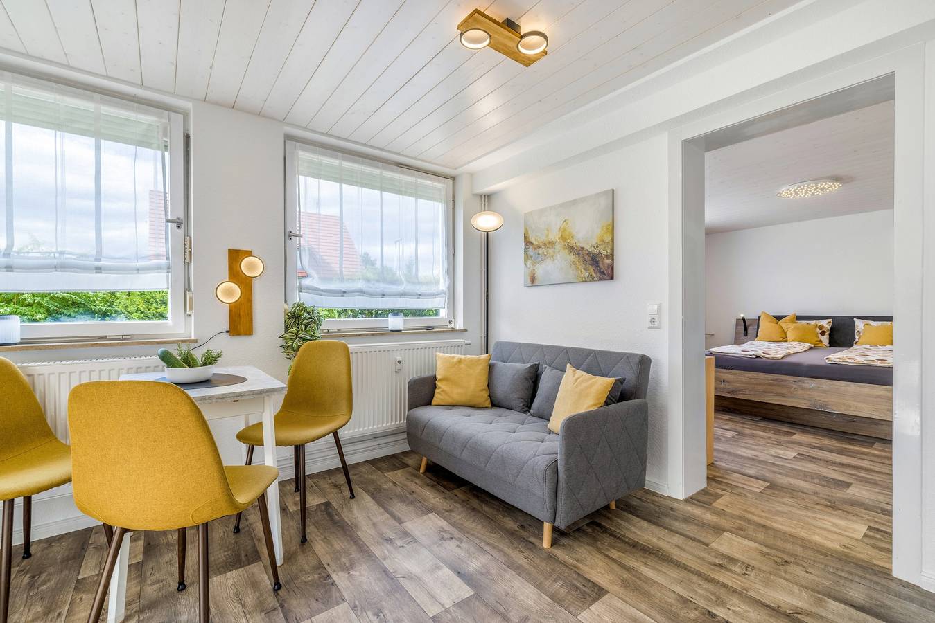 Hel lejlighed, Apartment “Echaztal” with Private Terrace and Garden in Pfullingen, Neckar-Alb