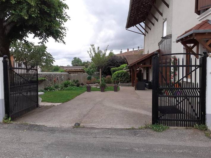 Location de vacances pour 8 personnes, avec jardin, animaux acceptés à Beaucroissant - 4