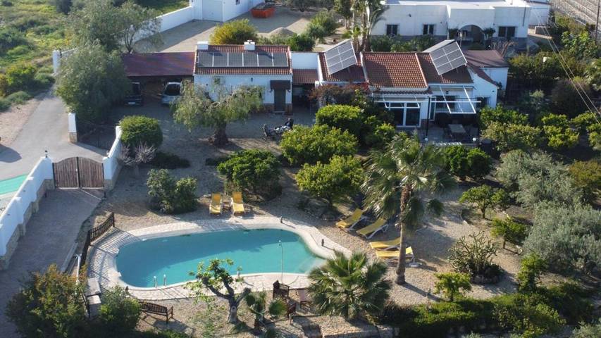 Villa pour 4 personnes, avec vue ainsi que jardin et piscine, animaux acceptés à Vera - 3