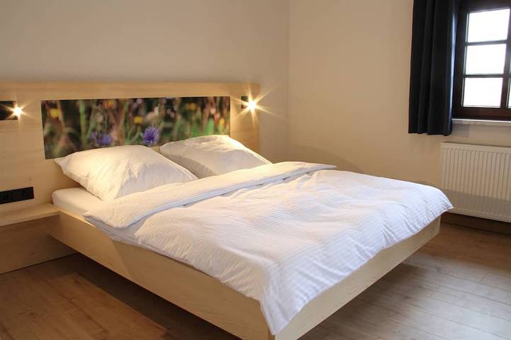 Chalet on the Danube right at the gates of the World Heritage city of Regensburg *****Dtv in Pentling, Baviera Oriental