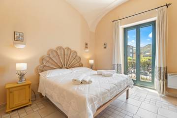 Gîte pour 6 personnes, avec balcon à Bosa