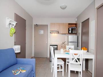 Appartement De Vacances pour 2 Personnes dans La Londe-les-Maures, Région de Toulon, Photo 2