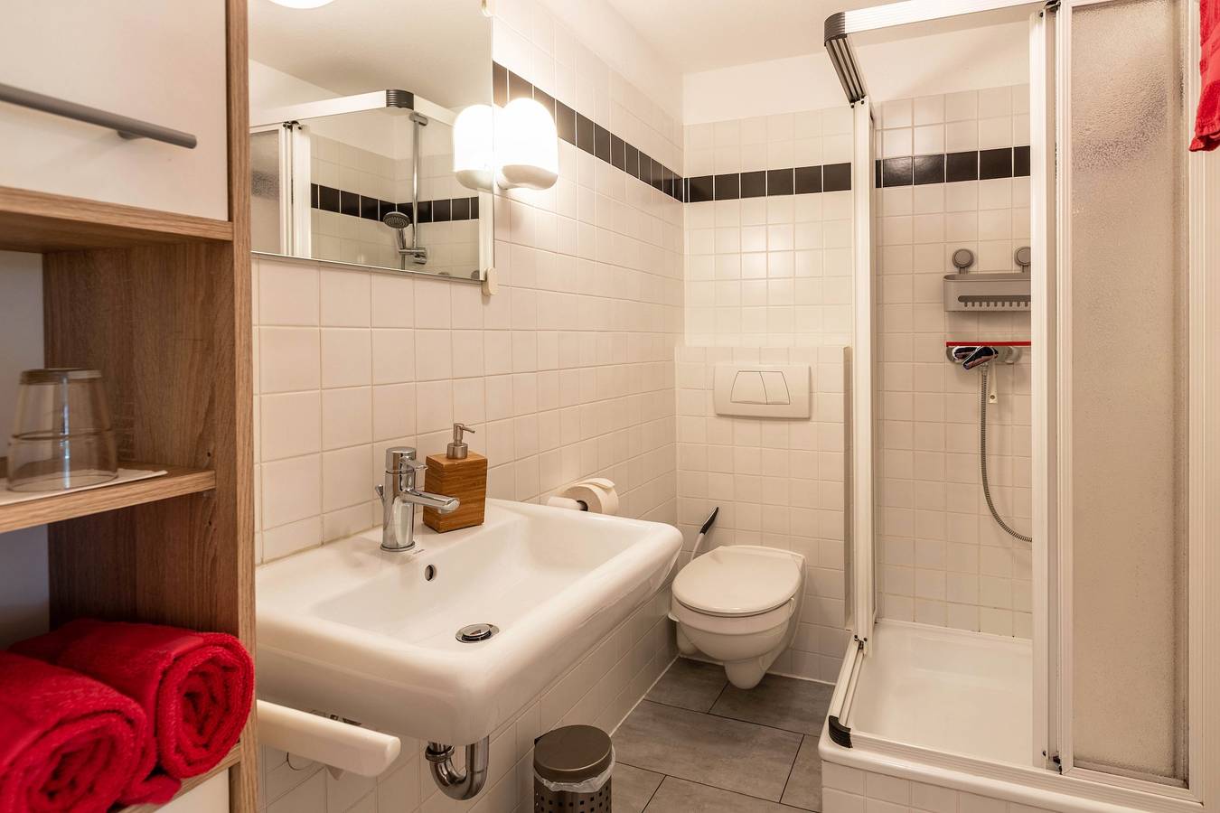 Appartement "Fetscher 2" met uitzicht op het meer, zwembad, sauna & Wi-Fi, foto 12
