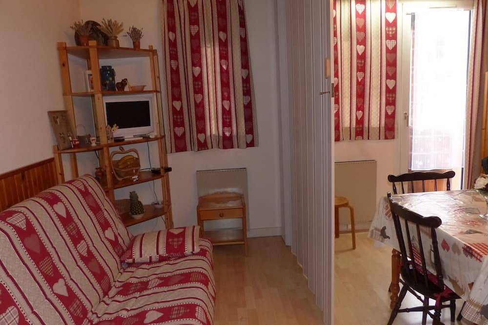 Entire apartment, Studio Classified 2 stars in Prémanon, Parc naturel régional du Haut-Jura