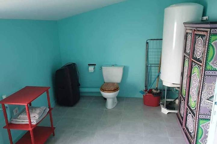 Gîte pour 4 personnes, avec jardin à Rostrenen - 3