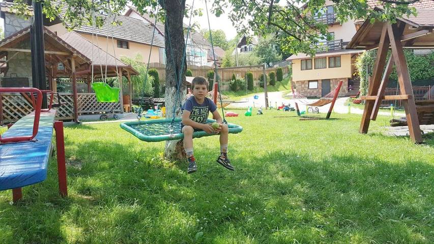 Maison d’hôte pour 27 personnes, avec jardin en Roumanie