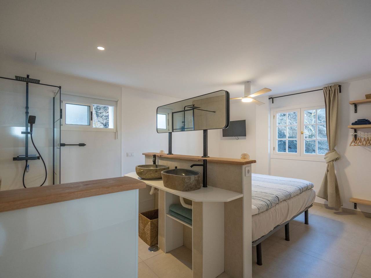 Appartement entier, Helle Wohnung mit atemberaubender Aussicht auf das Meer und den Strand in Playa de la Nea, El Rosario