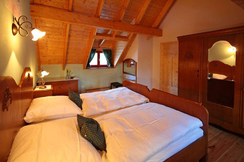 Ganze Wohnung, Ferienhaus Am Wiesengrund - Ferienhaus in Dreiheide, Nordsachsen