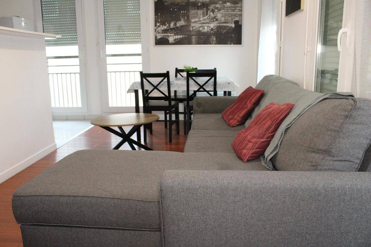 Appartement entier, Très bel appartement - Meaux - proche Disneyland in Meaux, Seine-et-Marne