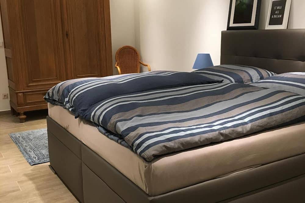 Ganze Wohnung, Gemütliche neu renovierte Ferienwohnung im Ruwertal in Kasel, Moseleifel