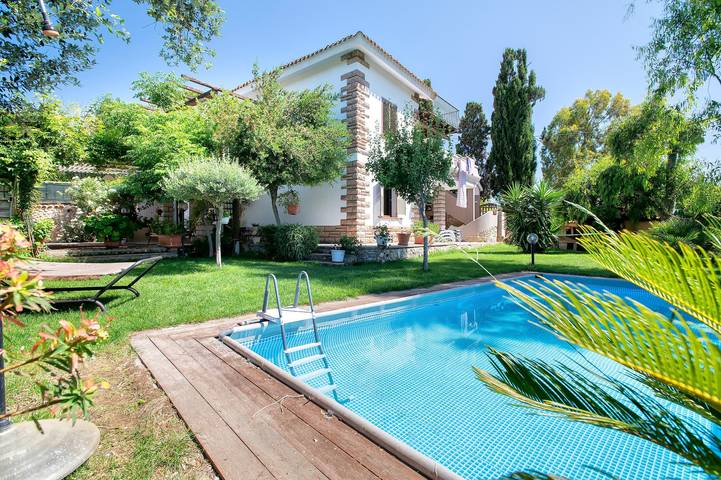 Vakantiehuis 'Baddelonga' met privé zwembad, privé tuin en Wi-Fi in Sassari, Provincie Sassari