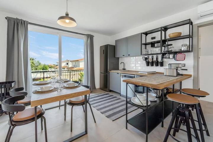 Ferienhaus für 5 Personen, mit Balkon und Terrasse sowie Ausblick
