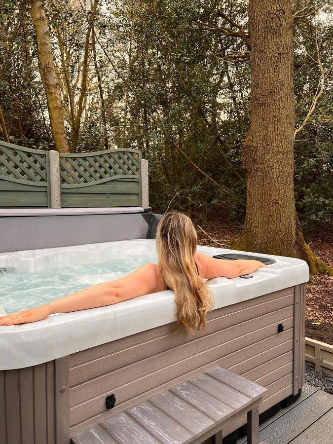 Glamping for 3 people, with Hot tub and Garden as well as Sauna and View in County Durham