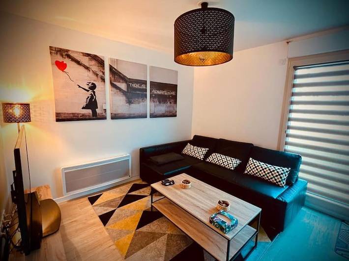 Gîte pour 4 personnes, avec jardin à Vert-le-Grand - 3