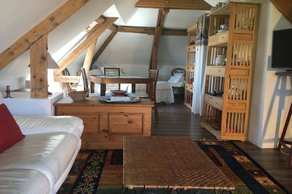 Proche d'Etretat, adorable cocon , vaste et confortable in Angerville-la-Martel, Région du Havre