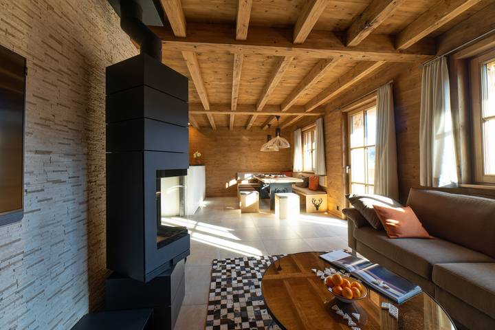 Ferienhaus für 8 Personen, mit Balkon und Whirlpool sowie Terrasse und Sauna in Wildhaus-Alt St. Johann